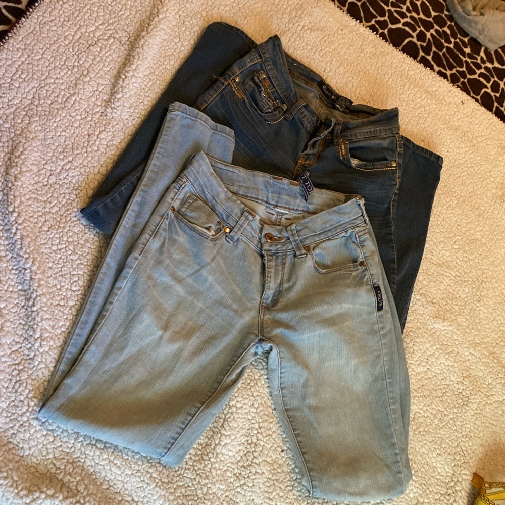 Bundle of 2 C’estoi jeans